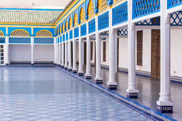 interieur van het bahiapaleis in marrakech, marokko - morocco brazil stockfoto's en -beelden