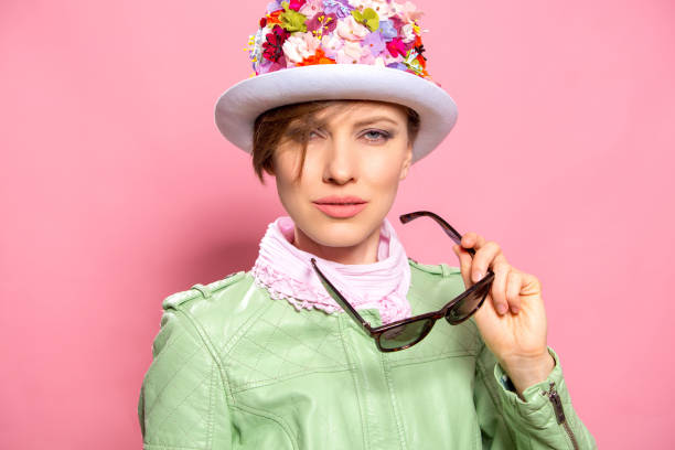 istock Woman with sunglasses 951107490