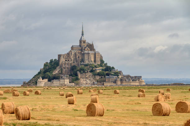 istock Summer clouds at Le Mont Saint-Michel 951114210