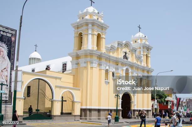 Semana Santa En Lima Peru 2018 Foto de stock y más banco de imágenes de Arte - Arte, Cabalgata, Calle