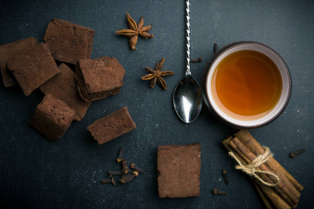 istock Cup of tea with chocolate marshmallow and spice 951127016