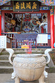drachentor-und-tempel-in-kunming-china.jpg?b=1&s=170x170&k=20&c=_2SLr26BbJwM6ZsZ44U-g50fHDVmdSNK-imTDcRUaYo=