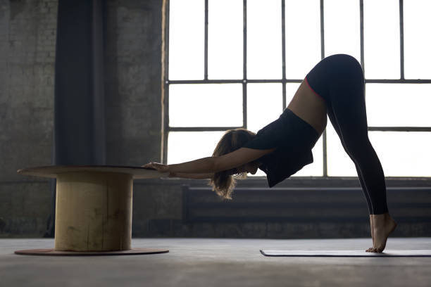 istock Sportive girl yoga training 951309276