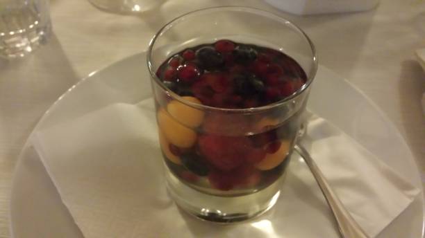 istock Berries in champagne jelly 951339918