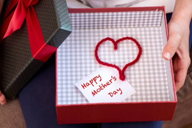 istock Happy Mother's Day 951345918