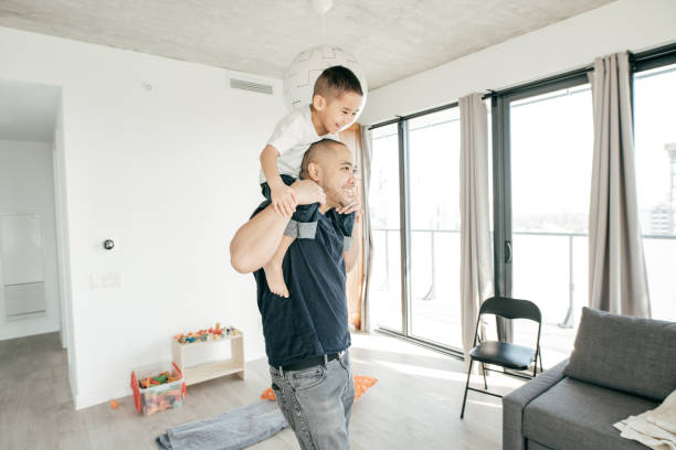 istock A new home brings happiness 951367040