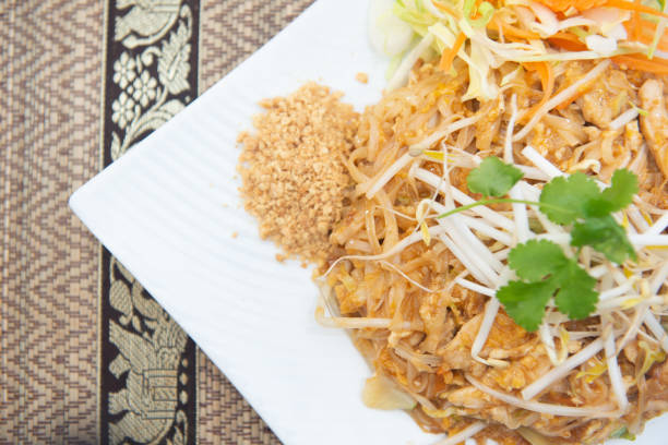 istock Chicken Pad Thai - Thai stir-fried noodle 951409292