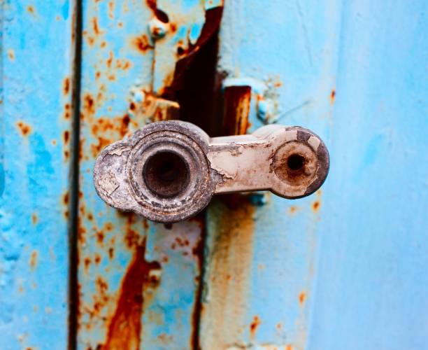 istock Closeup of old lock 951524344