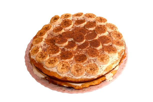 Sponge cake with banana slices and chocolate chips