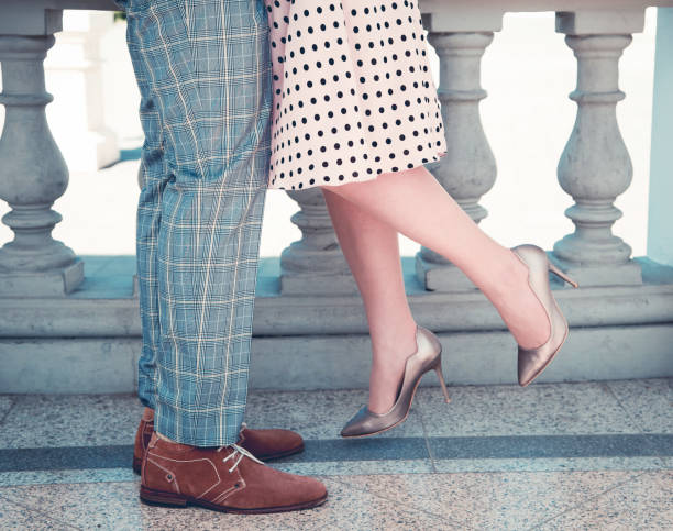 istock Retro summer love concept , lovers legs 951680162