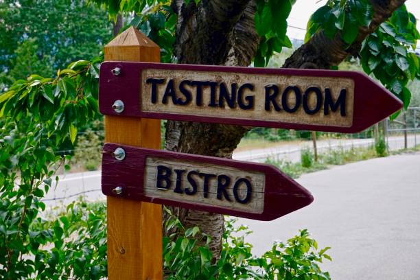 istock sign pointing to wine tasting room 951683530