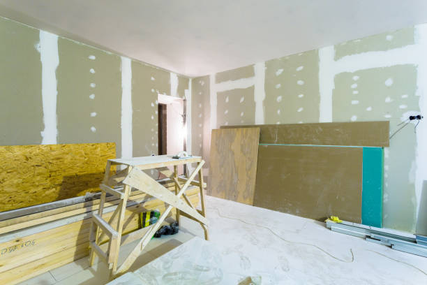 istock Materials for construction - putty packs, sheets of plasterboard or drywall- in apartment is under construction, remodeling, renovation, extension, restoration and reconstruction. 951684392