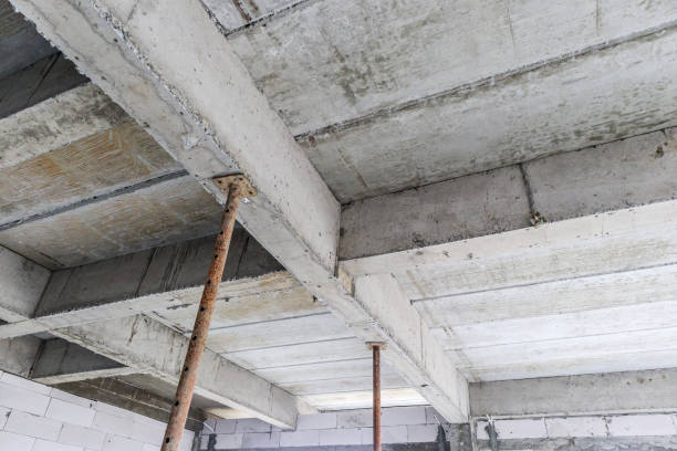 istock building under construction with iron steel support concrete beams 951760908