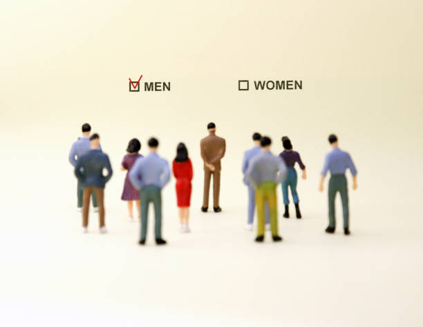 mężczyźni i kobiety w polu men. pojęcie dyskryminacji w zatrudnieniu mężczyzn i kobiet. - gender symbol human gender male sexual issues zdjęcia i obrazy z banku zdjęć