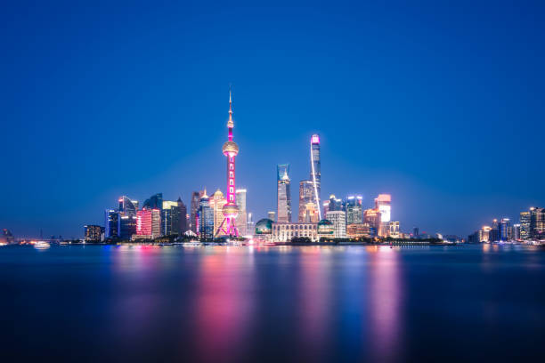 panorama panoramy szanghaju bund - shanghai the bund china night zdjęcia i obrazy z banku zdjęć