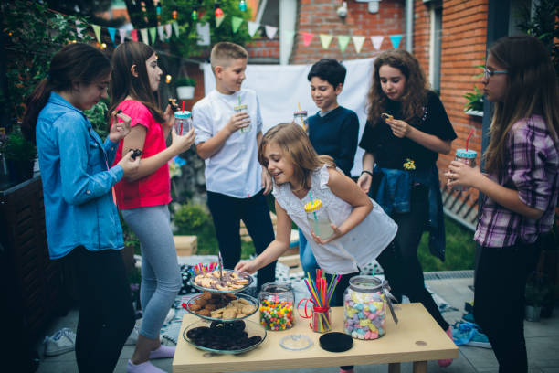 istock Movie Night In Backyard 951855146