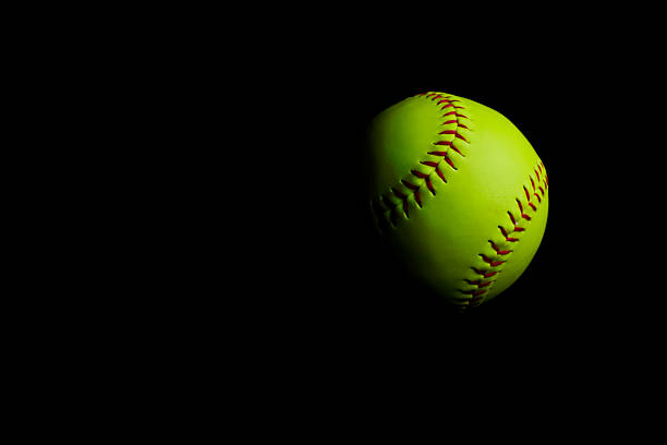 epic softball foto - softball seam baseball sport - fotografias e filmes do acervo