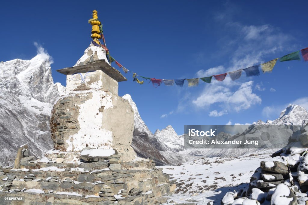 Stupa with Cholatse Peak in the background, Nepal Alpine climate Stock Photo