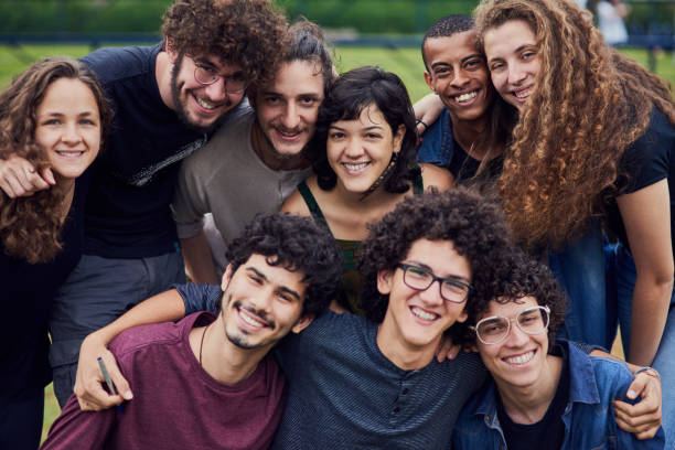 istock Life is brighter with friends 951932972