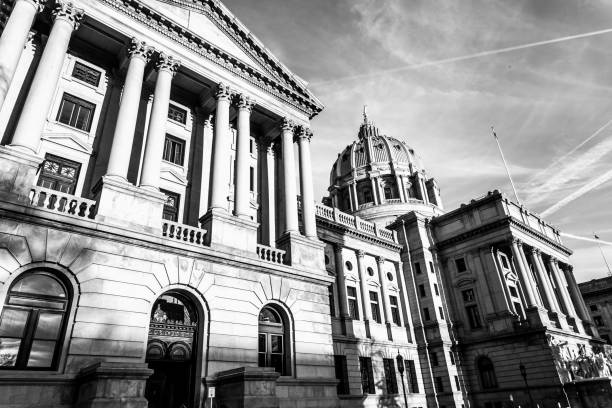 istock Harrisburg Pennsylvania Capital Building 951934582