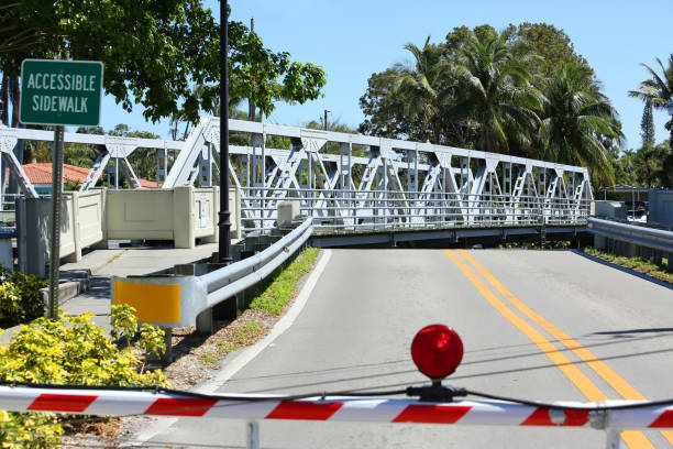istock Swing bridge swing out of the way 951947386