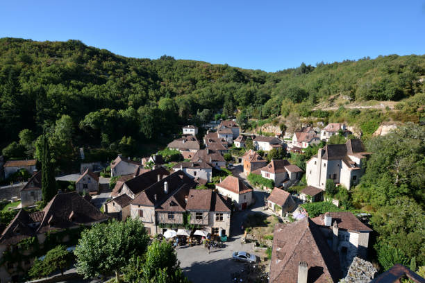 istock France St Cirq Lapopie 951948330