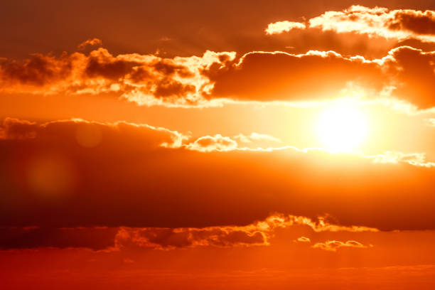 istock Romantic sunset over the sea 952004224