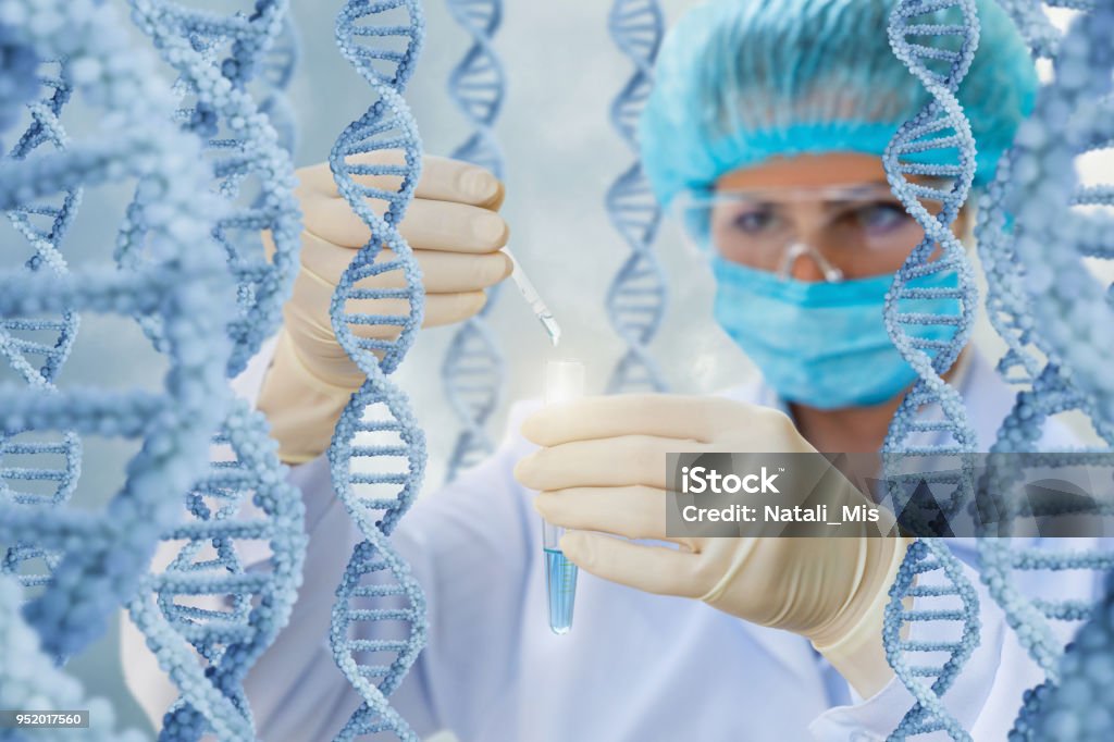 Doctor Dna Doctor Does Dna Testing Stock Photo - Download Image Now - Biochemistry ...