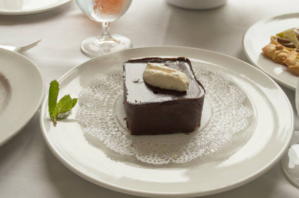 istock The fancy chocolate mousse dessert 952025686
