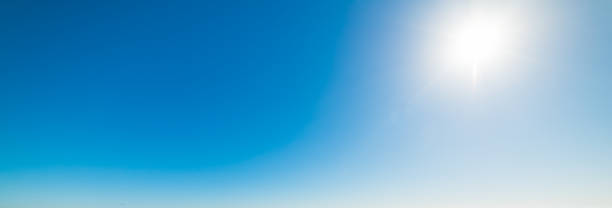 istock Sun shining in the blue sky 952032612