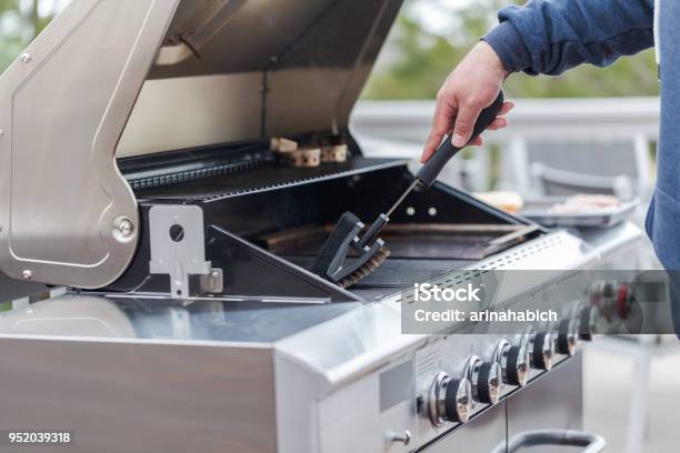 Cleaning Outdoor Gas Grill Stock Photo - Download Image Now - Barbecue Grill, Cleaning, Barbecue - Meal