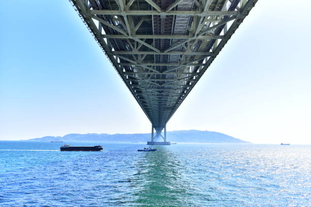 istock The longest bridge - Akashi-Kaikyo Bridge 952055380