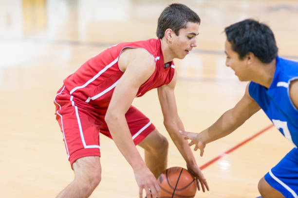 istock Action-Packed Boy's High School Basketball Game 952063868