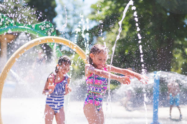 istock Summer afternoon at the splash pad 952064294