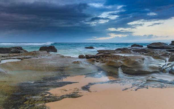 istock Overcast and Moody Seascape 952078030