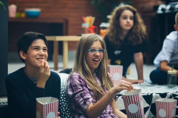 istock Movie Night In Backyard 952084732