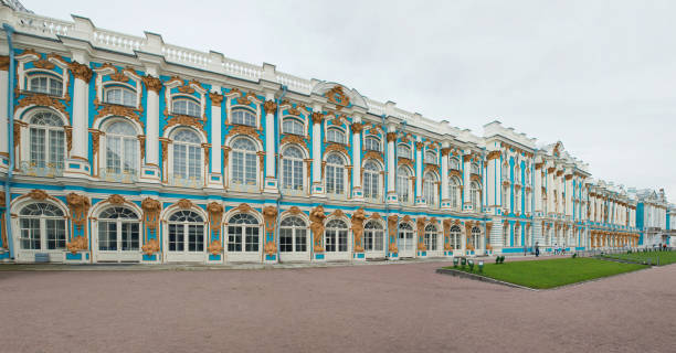 istock Panorama of Catherine Palace 1161. 952094590