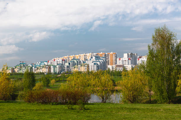 istock landscape park in the city 952096212