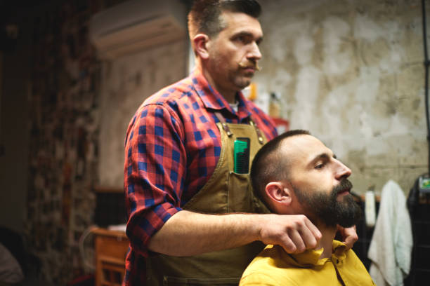 istock Hairdresser and customer 952117666