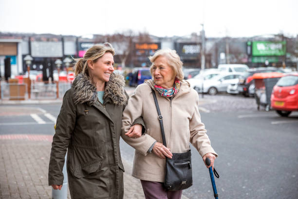 istock Senior Woman Enjoying Shopping 952118938