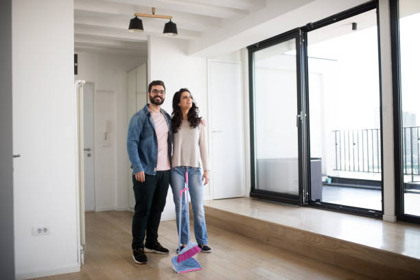 istock Couple in their new apartment 952119268