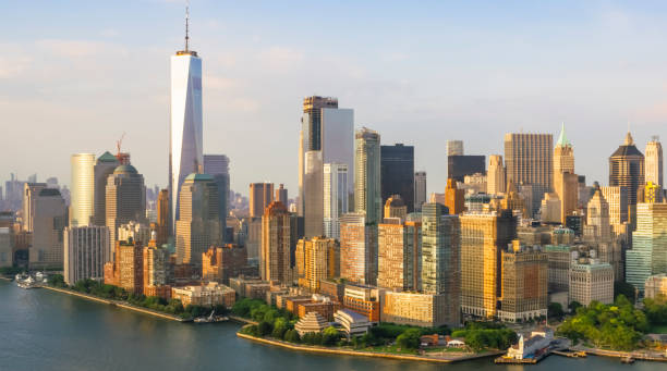 istock Freedom Tower in Lower Manhattan reflecting the sun 952187306
