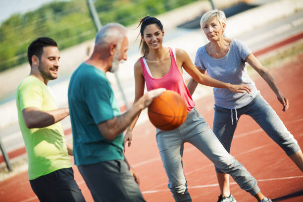 istock Basketball game with family. 952302574