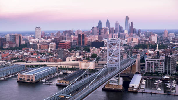 istock Along the Benjamin Franklin Bridge over Delaware River in Philadelphia 952310112