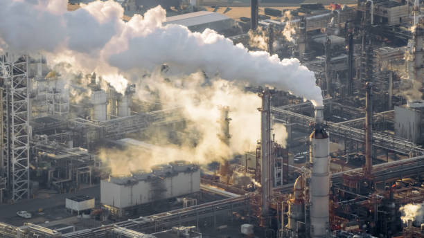 istock Large industrial area 952310260