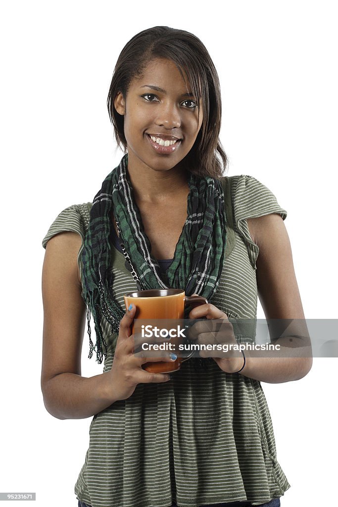 Красивая женщина с кофе - Стоковые фото Африканская этническая группа роялти-фри