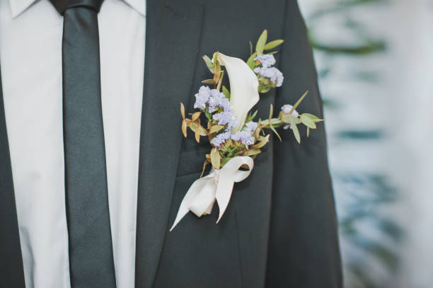 istock Ornaments on a suit pocket 1398. 952328858