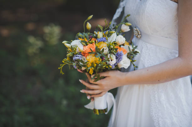 istock Bridal bouquet 1377. 952331918