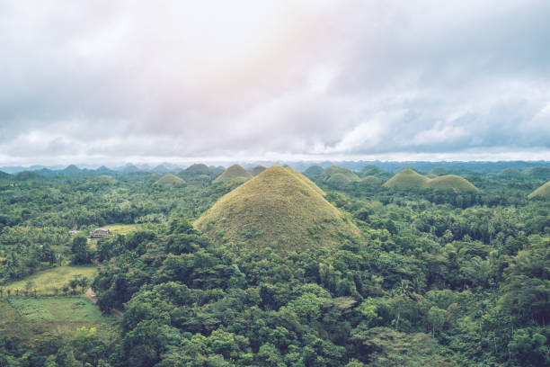 istock Chocolate Hills of Bohol, Philippines 952375008