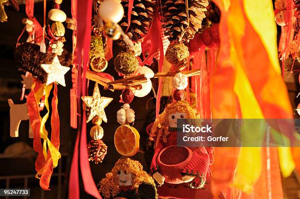 Días Festivos Y Celebraciones Foto de stock y más banco de imágenes de Merano - Merano, Navidad, Cultura alemana